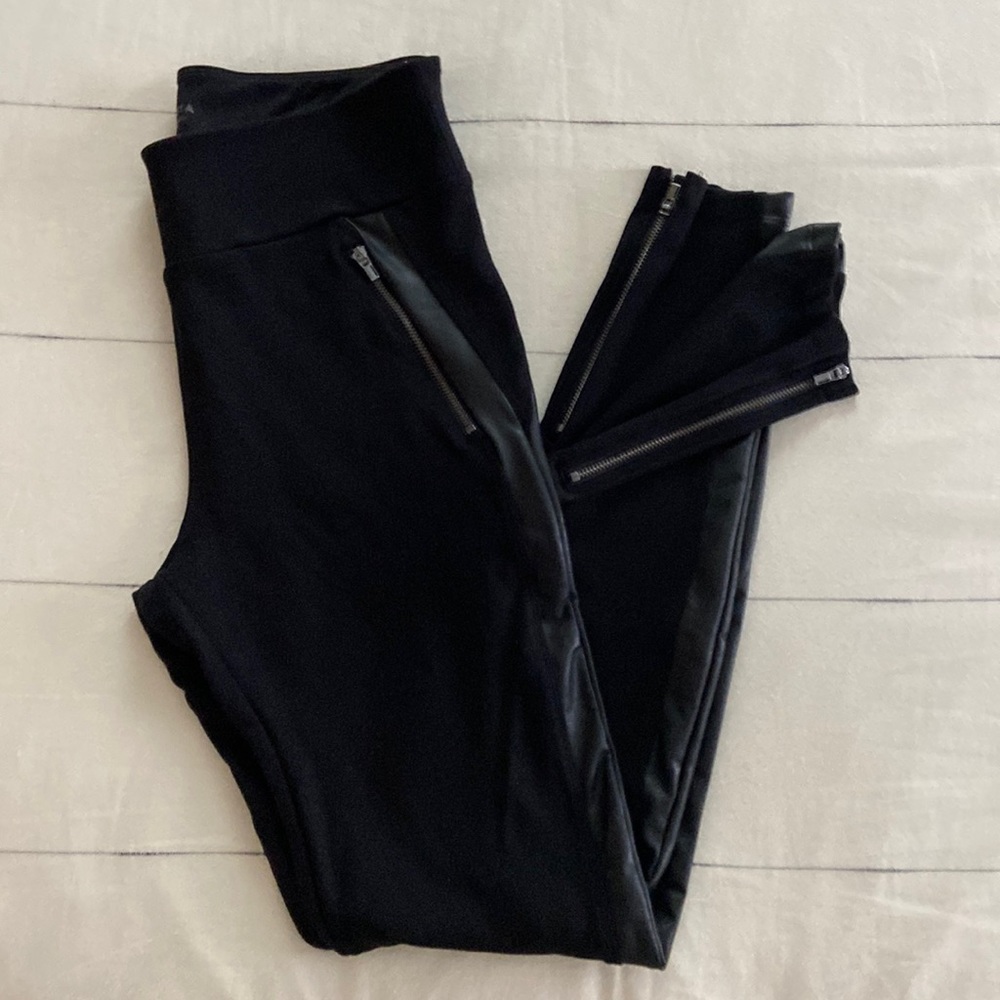 Athleta faux leather trim tight